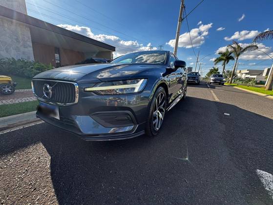 VOLVO S60 2.0 T4 MOMENTUM GASOLINA 4P AUTOMÁTICO